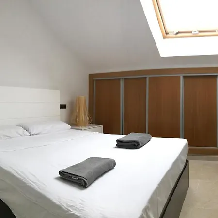 Malvarrose Apartment *