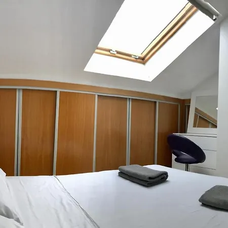Malvarrose Apartment